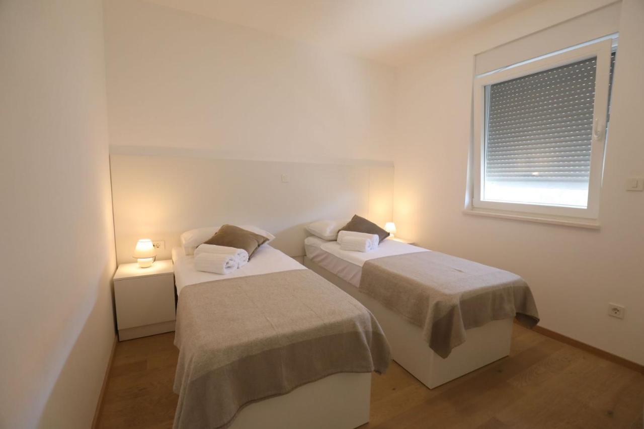 Apartma Smil'e Vodice